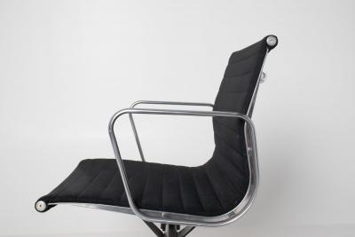 Charles Ray Eames Eames Aluminum Group Management Chair