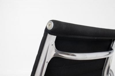 Charles Ray Eames Eames Aluminum Group Management Chair