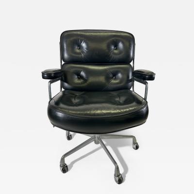 Charles Ray Eames Eames Black Leather Time Life Chair by Herman Miller 1980s USA