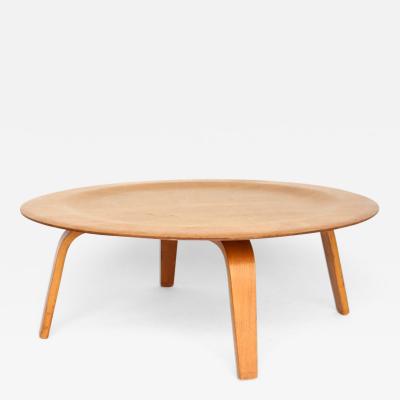 Charles Ray Eames Eames CTW Coffee Table in Oak For Herman Miller circa 1950