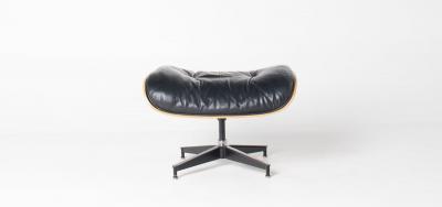 Charles Ray Eames Eames Lounge Chair Ottoman in Walnut by Herman Miller