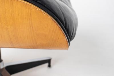 Charles Ray Eames Eames Lounge Chair Ottoman in Walnut by Herman Miller