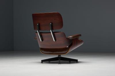 Charles Ray Eames Eames Lounge Chair with Ottoman for Herman Miller United States 1970s