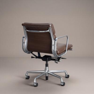 Charles Ray Eames Eames Soft Pad Management Chair by Herman Miller in Chocolate Brown Leather