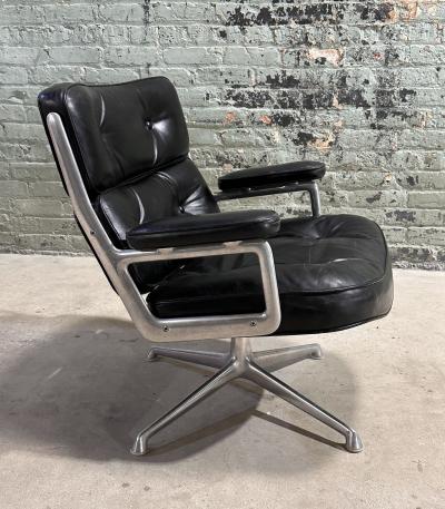 Charles Ray Eames Eames Time Life Lobby Chair ES105 by Charles Ray Eames