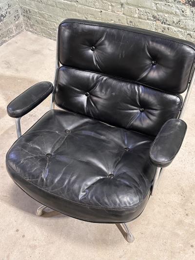 Charles Ray Eames Eames Time Life Lobby Chair ES105 by Charles Ray Eames