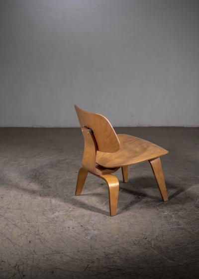 Charles Ray Eames Eames first edition LCW chair for Evans