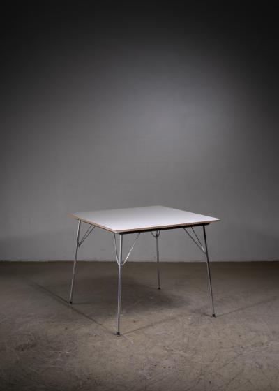 Charles Ray Eames Eames folding DTM table