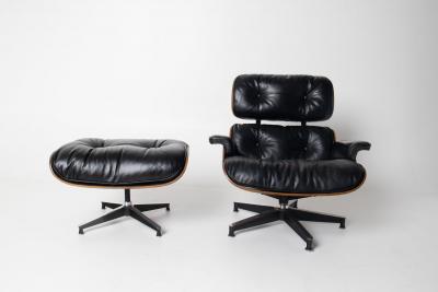 Charles Ray Eames Early 1st Generation Eames Lounge Chair and Ottoman in Rosewood Black Leather