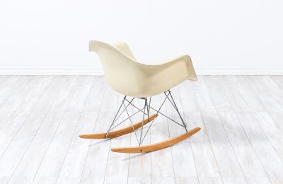 Charles Ray Eames Original Vintage Charles Ray Eames RAR Rocking Chair for Herman Miller