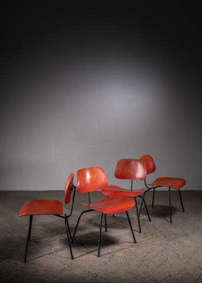 Charles Ray Eames Set of 4 Charles Eames DCM chairs