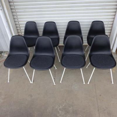 Charles Ray Eames Set of 4 Signed Eames Herman Miller Shell Chairs