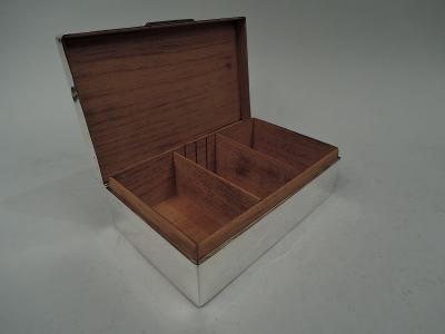 Charles Richard Comyns Comyns Sterling Silver Box with British Army Regimental Coat of Arms