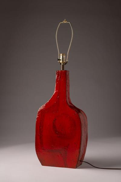 Charles Sucsan Asymmetrical Studio Ceramic Table Lamp in Vibrant Red Glaze 1960s