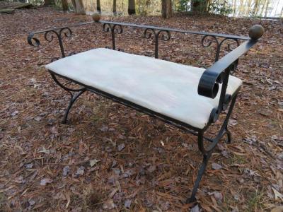 Charming Minimal Design Scroll Iron Bench