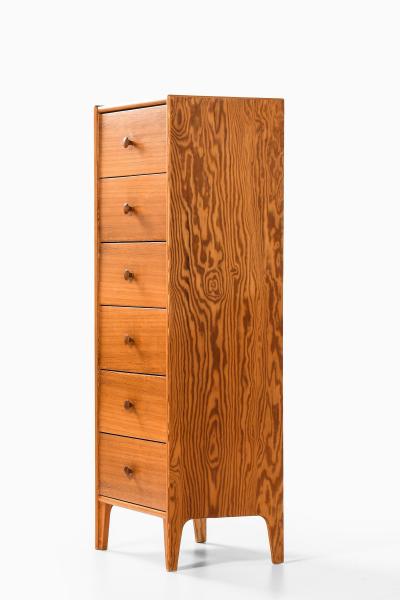 Chest of Drawers in Pine 1960s