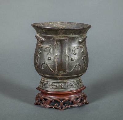 Chinese Archaic Design Bronze Vase
