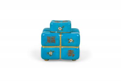 Chinese Blue Floral Cubical Urn