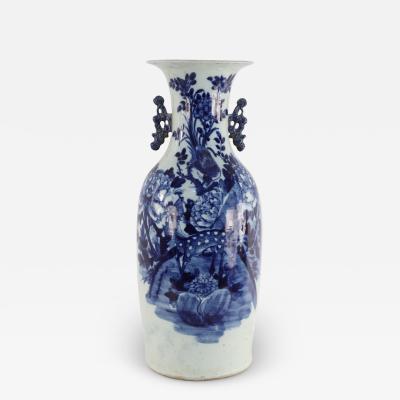 Chinese Blue and White Deer and Floral Motif Porcelain Urn