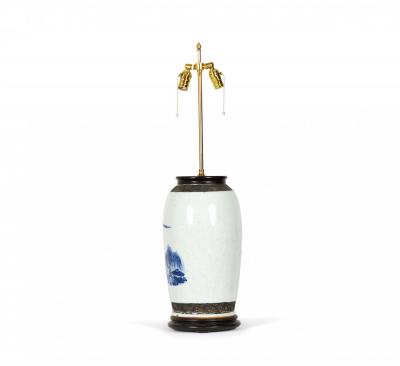 Chinese Blue and White Rooster and Florals Design Porcelain Vase Table Lamp