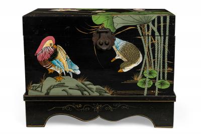 Chinese Box on Base with Paintings of Birds and Plants