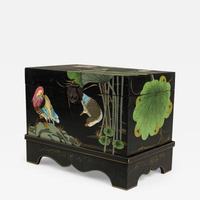 Chinese Box on Base with Paintings of Birds and Plants
