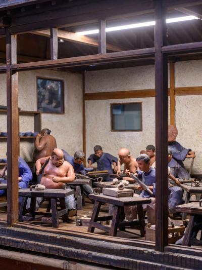 Chinese Ceramic Workshop Scaled model with 17 polychromed figures