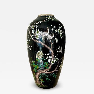 Chinese Early Twentieth Century Vase