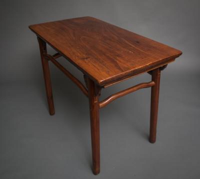 Chinese Elmwood Table with Beautiful Wood Grain Top