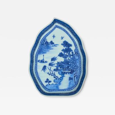 Chinese Export Blue and White Leaf Shaped Dish