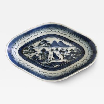 Chinese Export Blue and White Lobed Dish