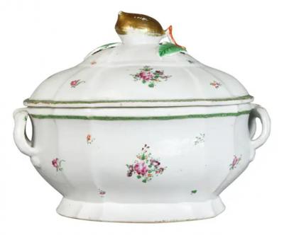 Chinese Export Porcelain Soup Tureen