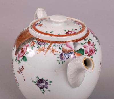 Chinese Export Pseudo Tobacco Leaf Teapot c 1790
