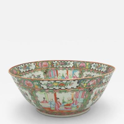 Chinese Export Punch Bowl in the Rose Medallion Pattern circa 1870