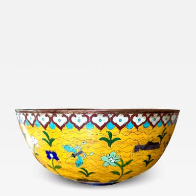 Chinese Export Qing Dynasty Qianlong Large Decorative Cloissone Enamel Bowl