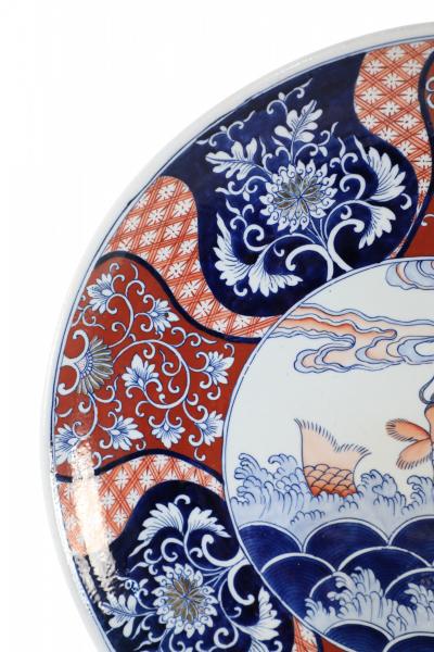 Chinese Guangcai Export Porcelain Blue and Orange Koi Patterned Bowl