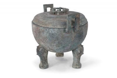 Chinese Han Dynasty Style Patinated Bronze Lidded Pot