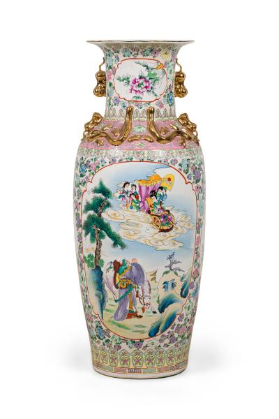 Chinese Large floor vase with Scenic Depiction