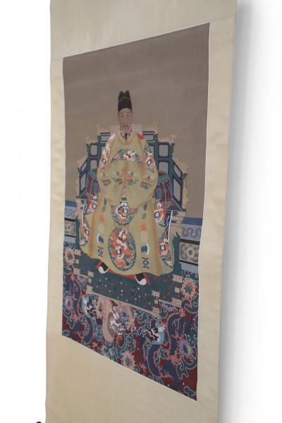 Chinese Ming Dynasty Style Paper and Silk King Portrait Hanging Scrolls