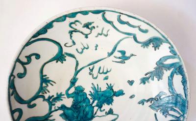 Chinese Ming Dynasty Swatow Polychrome Enamelled Shallow Bowl circa 1600