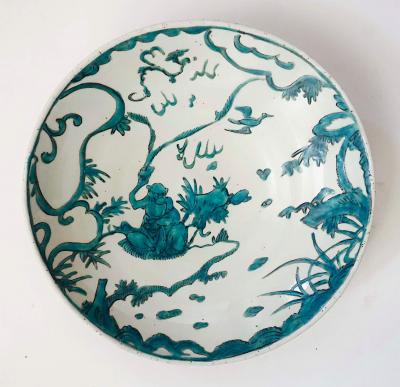 Chinese Ming Dynasty Swatow Polychrome Enamelled Shallow Bowl circa 1600