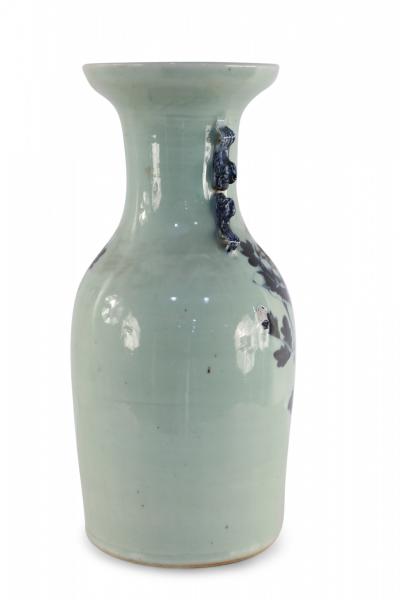 Chinese Off White and Navy Blue Bird Motif Porcelain Urn
