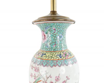 Chinese Porcelain Bird Motif Table Lamp