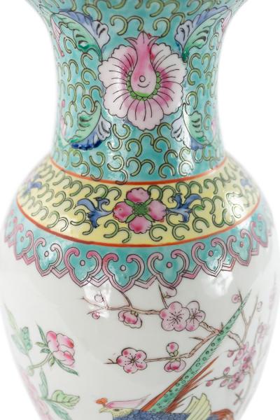 Chinese Porcelain Bird Motif Table Lamp