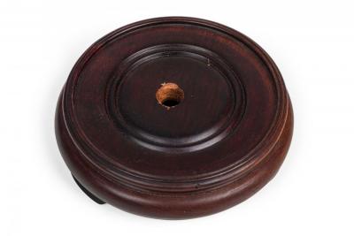 Chinese Porcelain Blue White Floral Ginger Jar on Carved Wood Stand