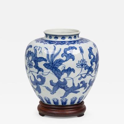 Chinese Porcelain Blue White Floral Ginger Jar on Carved Wood Stand