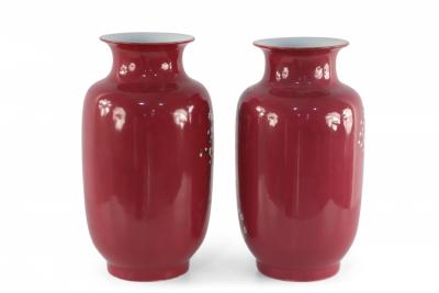Chinese Qing Dynasty Style Red and Floral Magpie Motif Porcelain Sleeve Vases