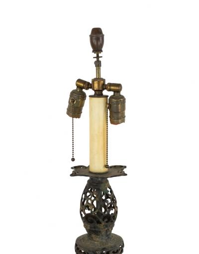 Chinese Style Black Iron Filigree Table Lamp