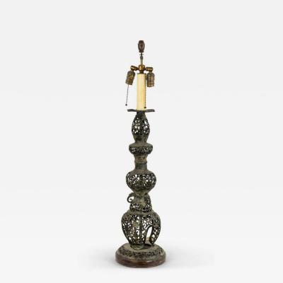Chinese Style Black Iron Filigree Table Lamp