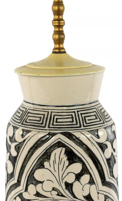 Chinese White And Gray Porcelain Table Lamp